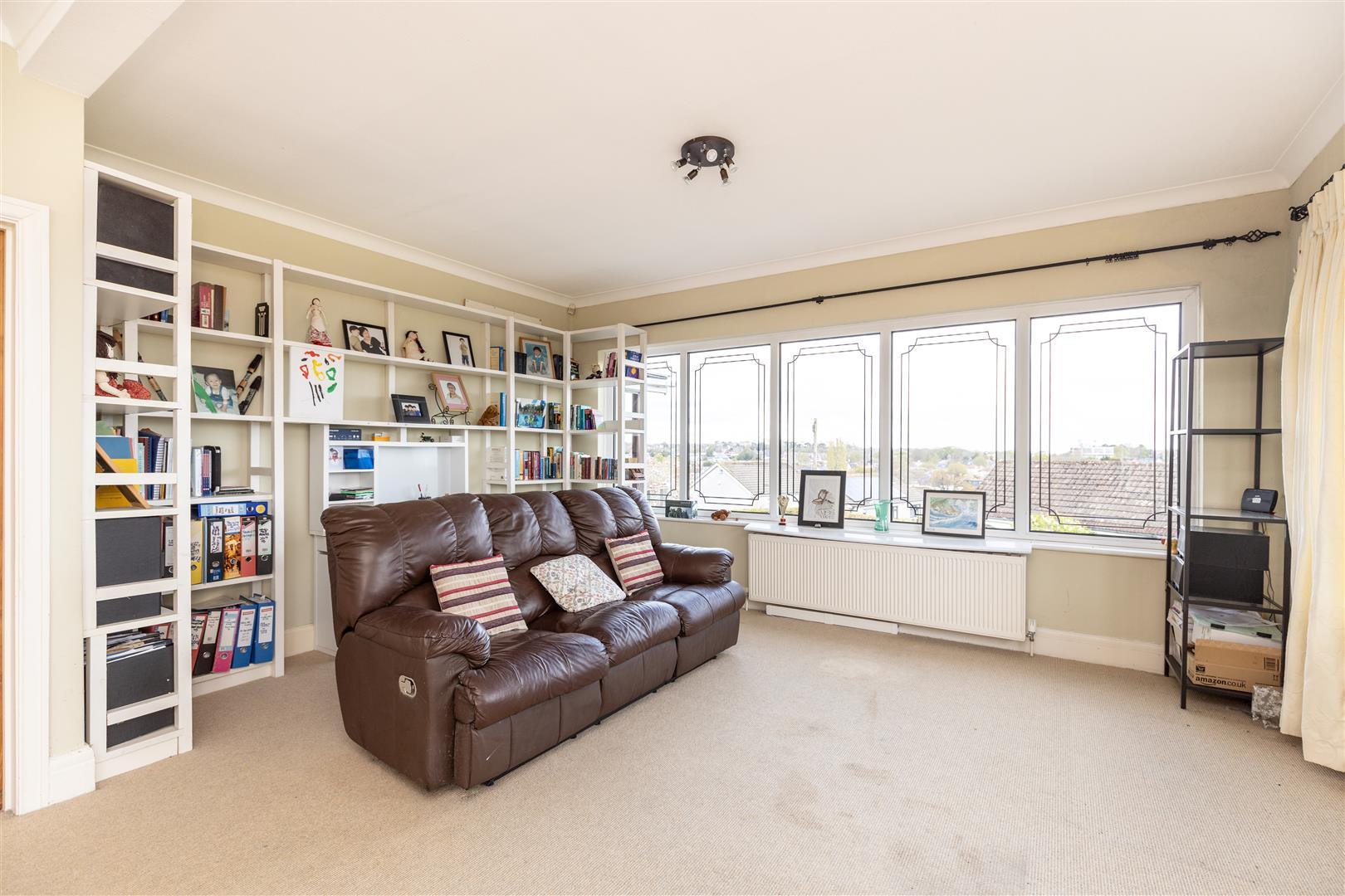 19 Chantry Rise, Penarth, Vale of Glamorgan, CF64 5RS